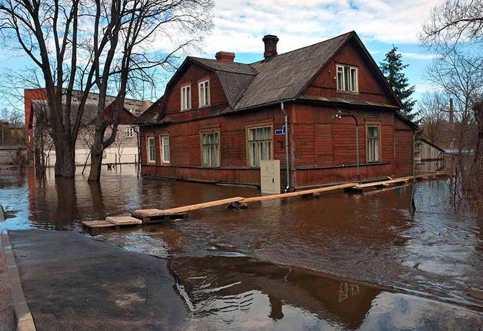 What To Do After a House Flood